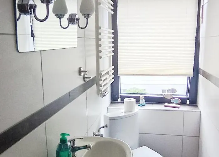 Gemuetliche Mit Grosser Dachterasse In Gehobener Wohngegend Appartamento Halver