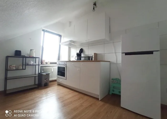 Appartamento Gemuetliche Mit Grosser Dachterasse In Gehobener Wohngegend *