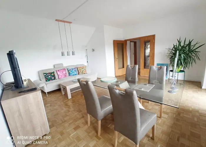 Appartamento Gemuetliche Mit Grosser Dachterasse In Gehobener Wohngegend